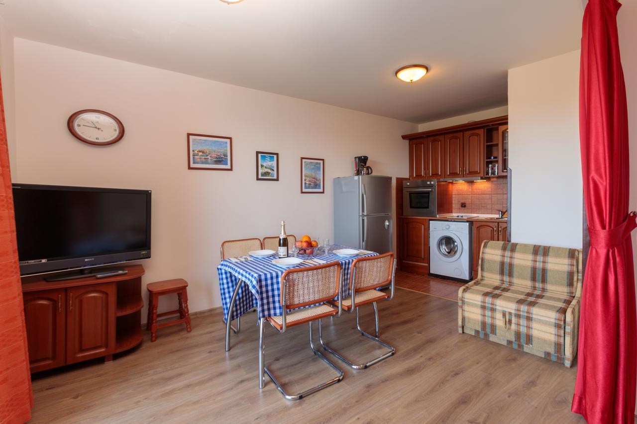 Apartment Sea Shell 1 Sozopol Bagian luar foto